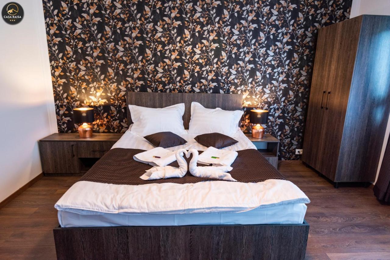 Casa Raisa Hotel Busteni Luaran gambar