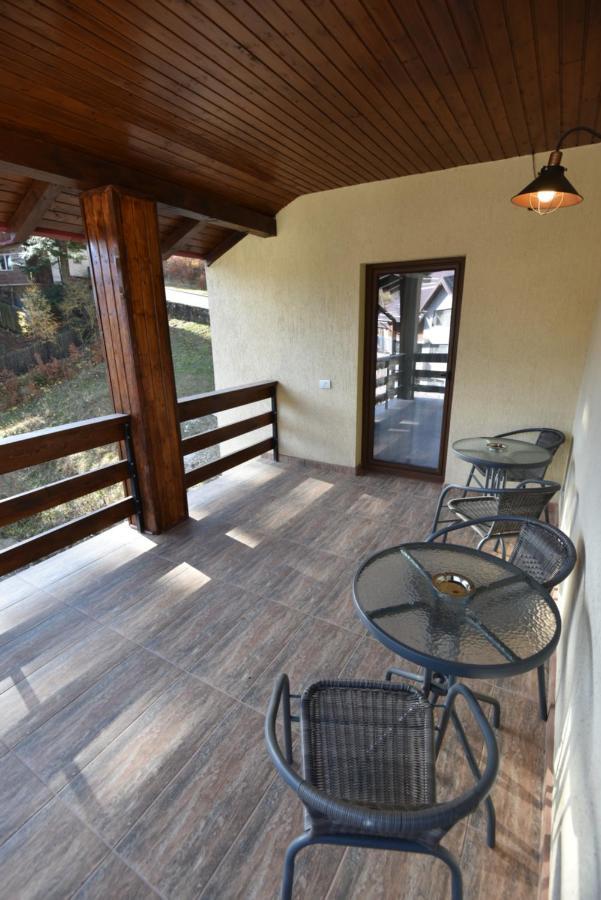 Casa Raisa Hotel Busteni Luaran gambar