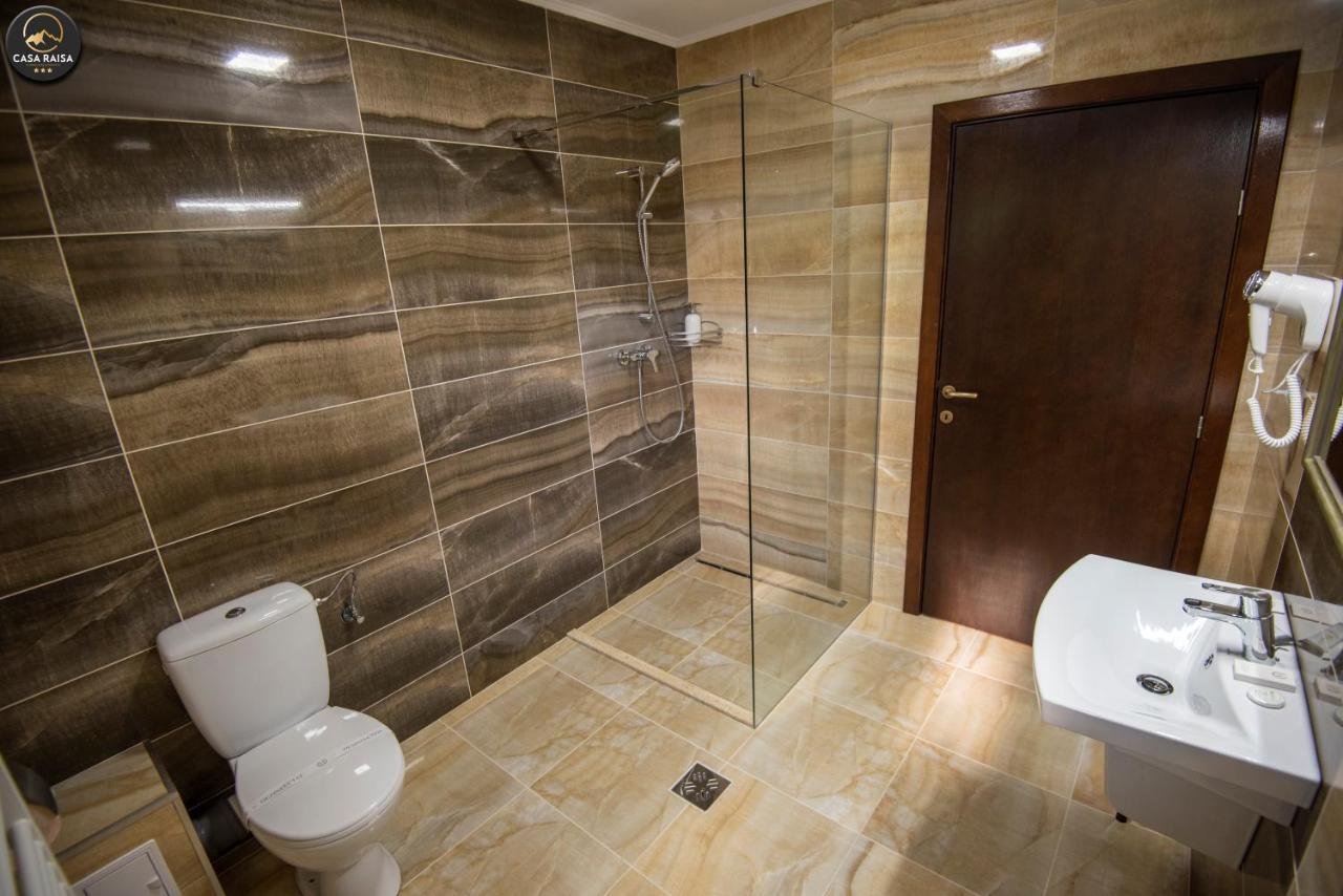 Casa Raisa Hotel Busteni Luaran gambar